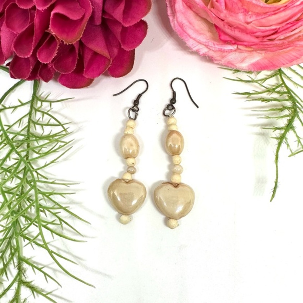 VINTAGE⚜️Glazed Porcelain Heart Beaded Earrings